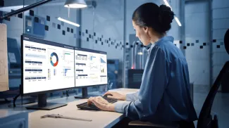 women using computer 